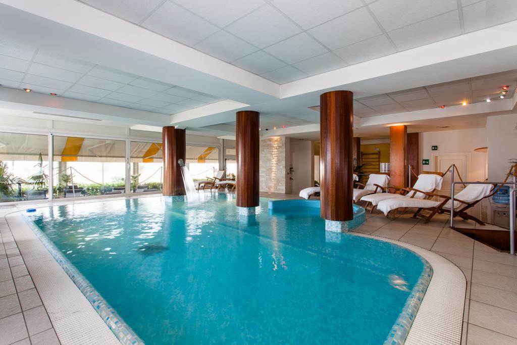 לידו די ג'סולו Hotel Villa Sorriso מראה חיצוני תמונה